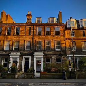 3* Hotel Valentine Centre